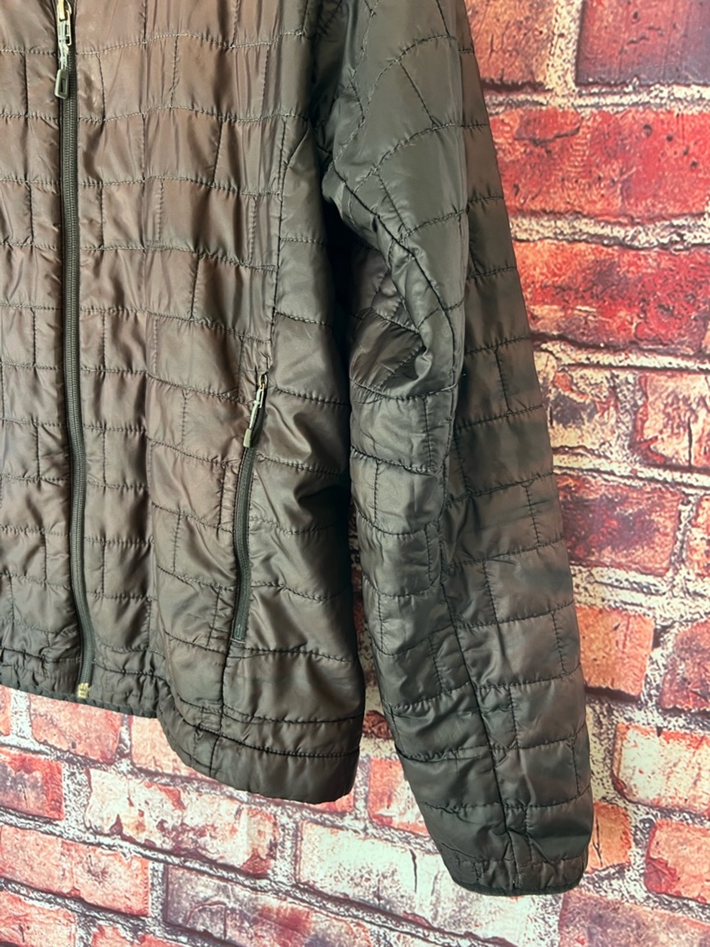 Patagonia Men's Nano Puff® Jacket (Worn Well) - Picture 4 of 8